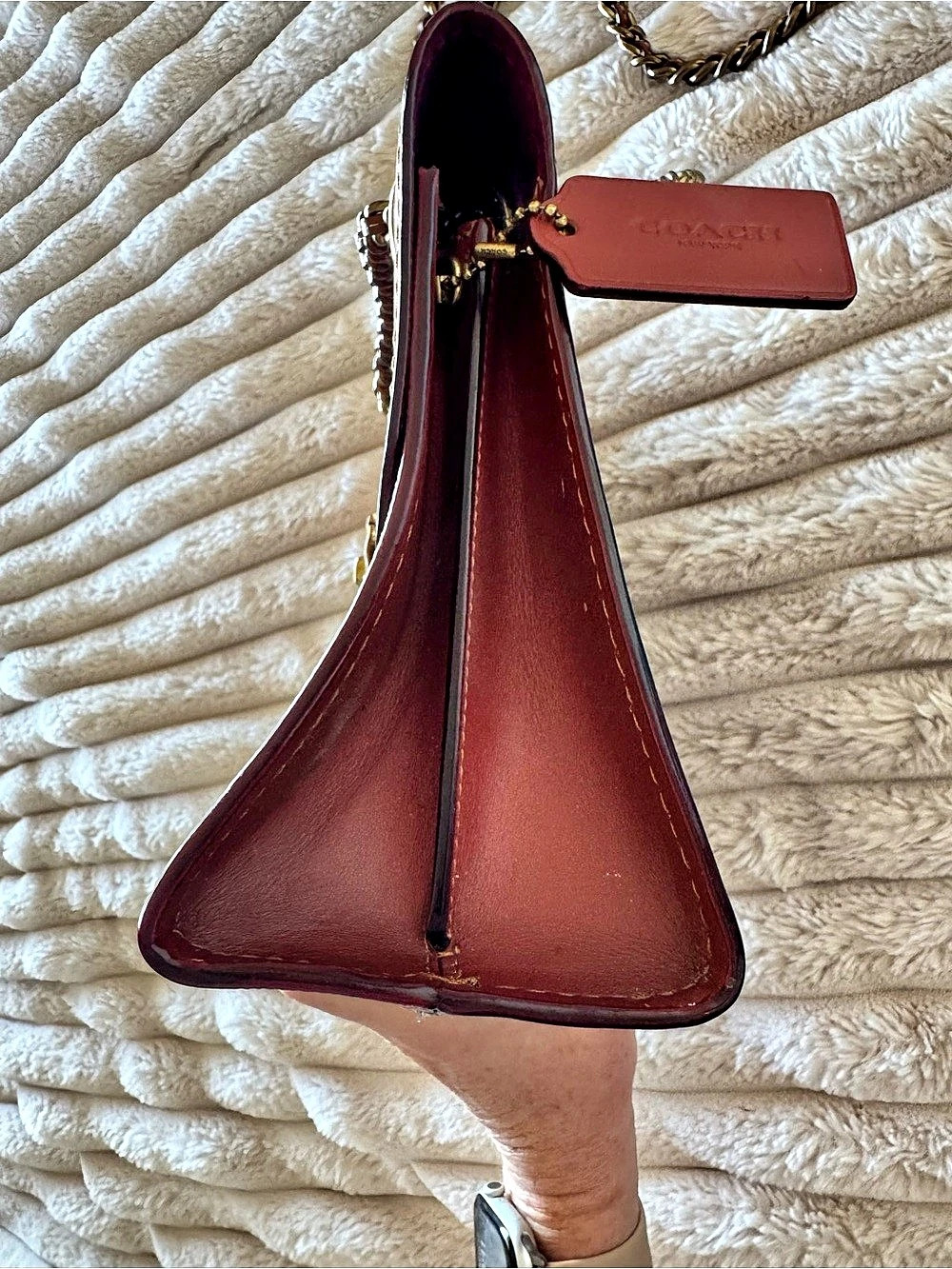 Coach Parker Shoulder Bag in Signature Canvas with Tea Rose Turnlock Signature - Picture 3 of 14